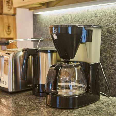 Appartement Bretterbude ザールバッハ・ヒンターグレム エクステリア 写真