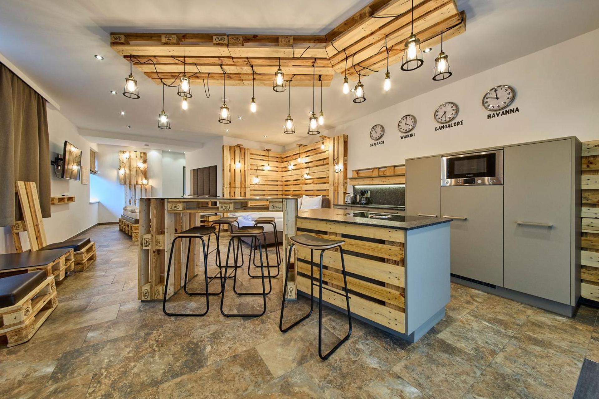 Appartement Bretterbude ザールバッハ・ヒンターグレム エクステリア 写真
